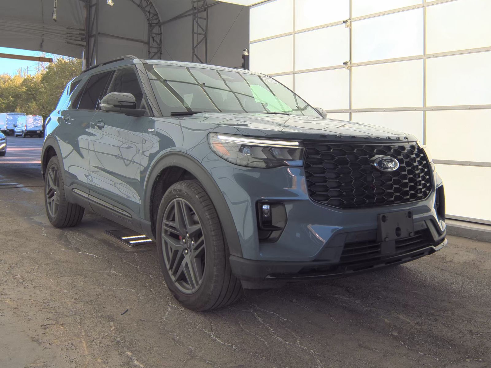 FORD EXPLORER - 5