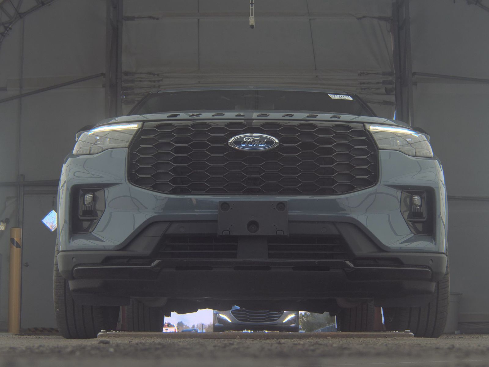 FORD EXPLORER - 4