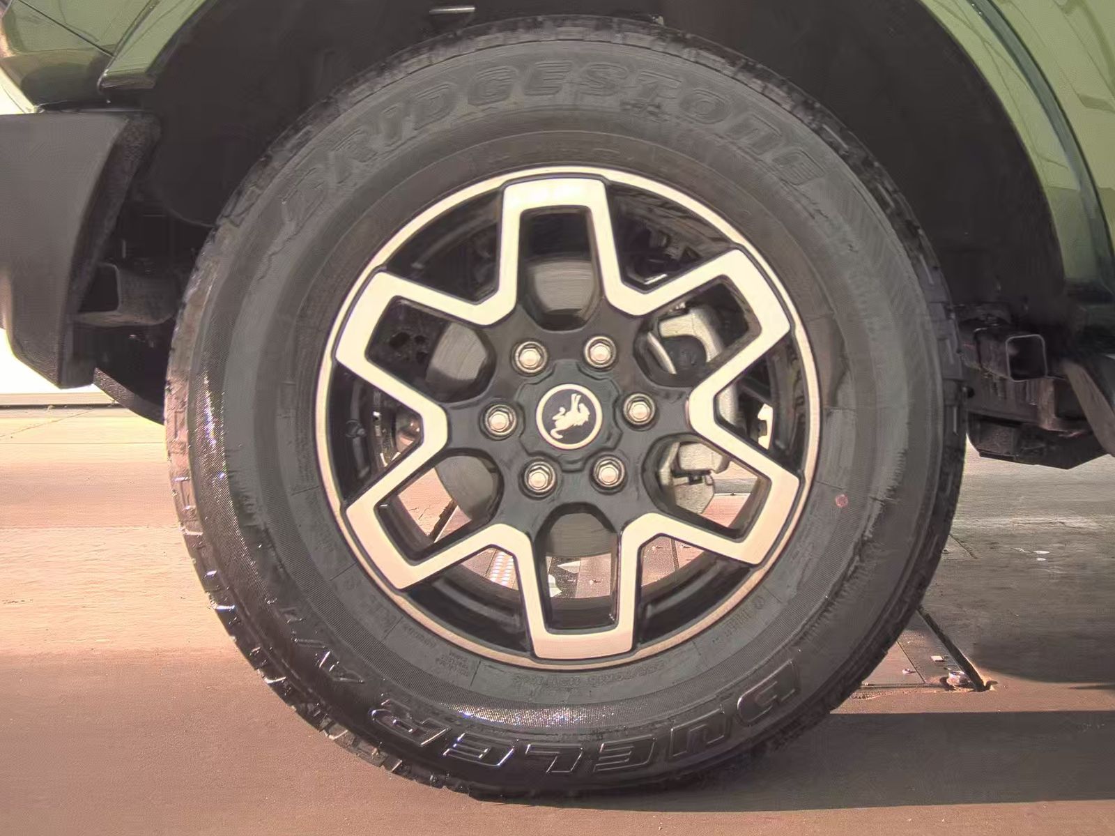 FORD BRONCO - 10