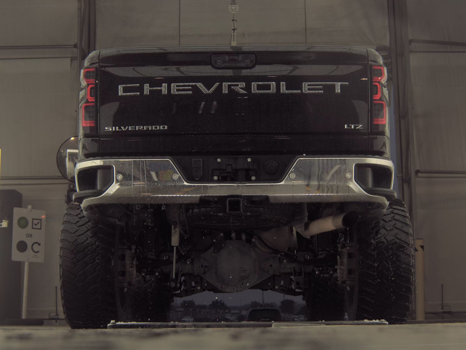 CHEVROLET LTZ - 8