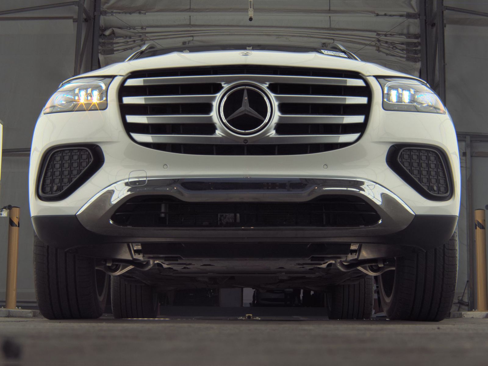 MERCEDES-BENZ GLS - 4