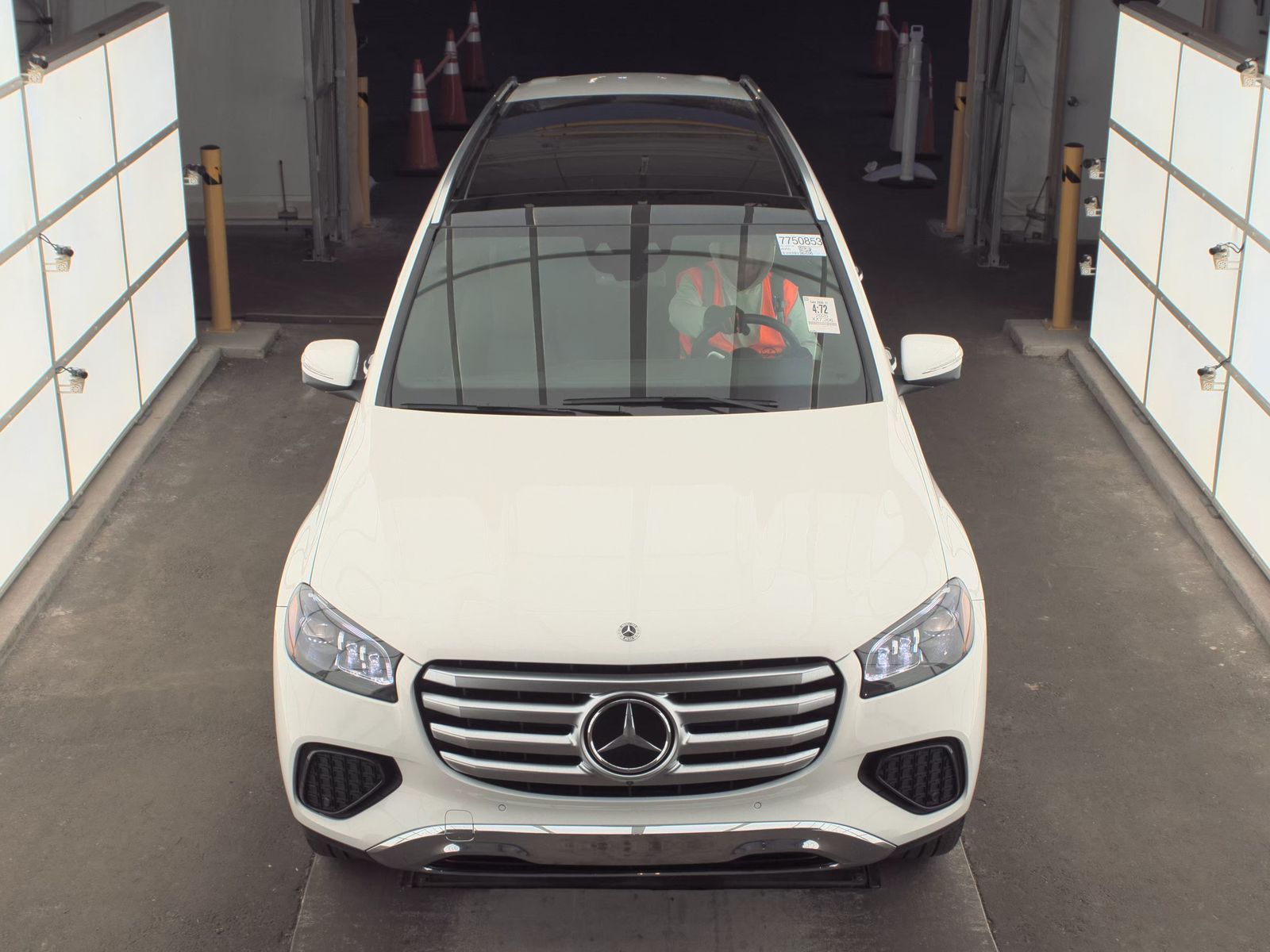 MERCEDES-BENZ GLS - 3