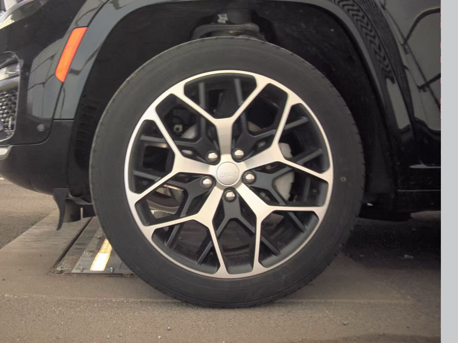 JEEP GRAND CHEROKEE - 10