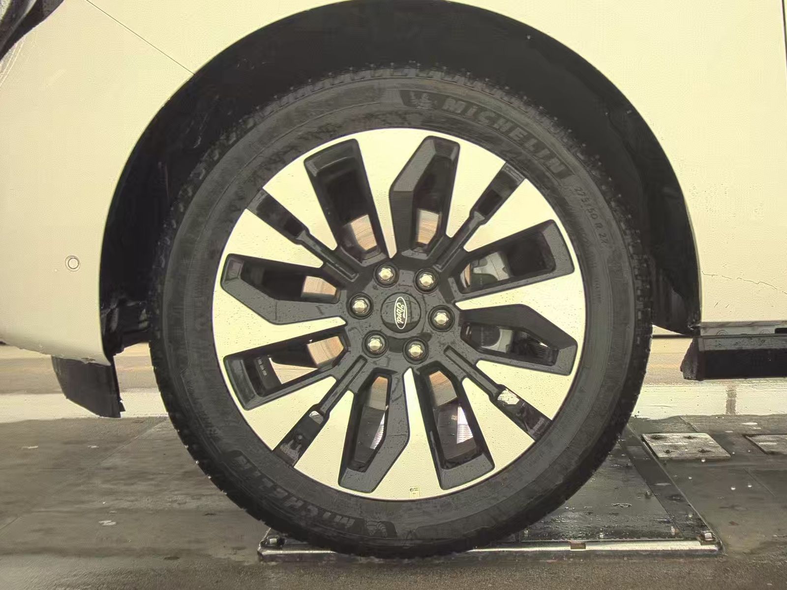 FORD EXPEDITION MAX - 10