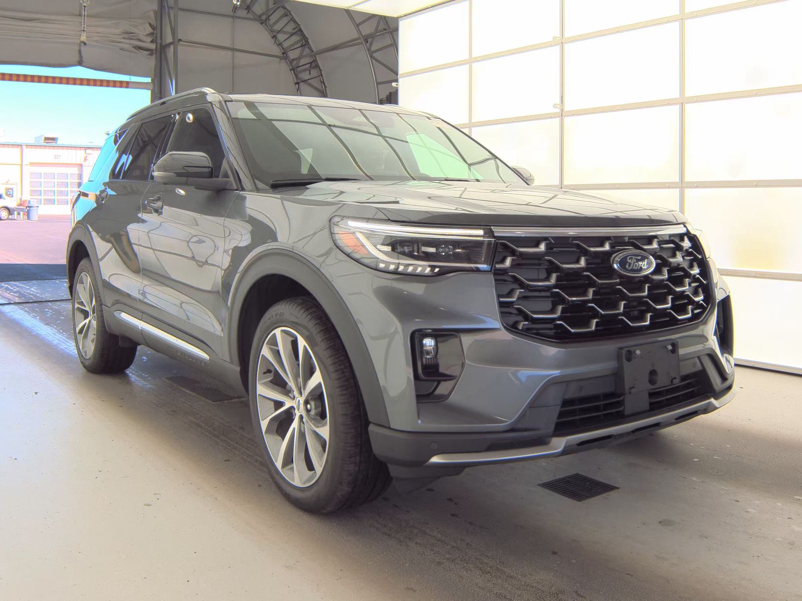 FORD EXPLORER - 5