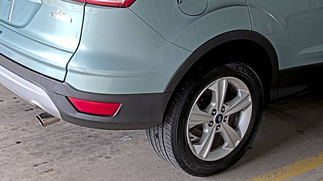 FORD ESCAPE - 10