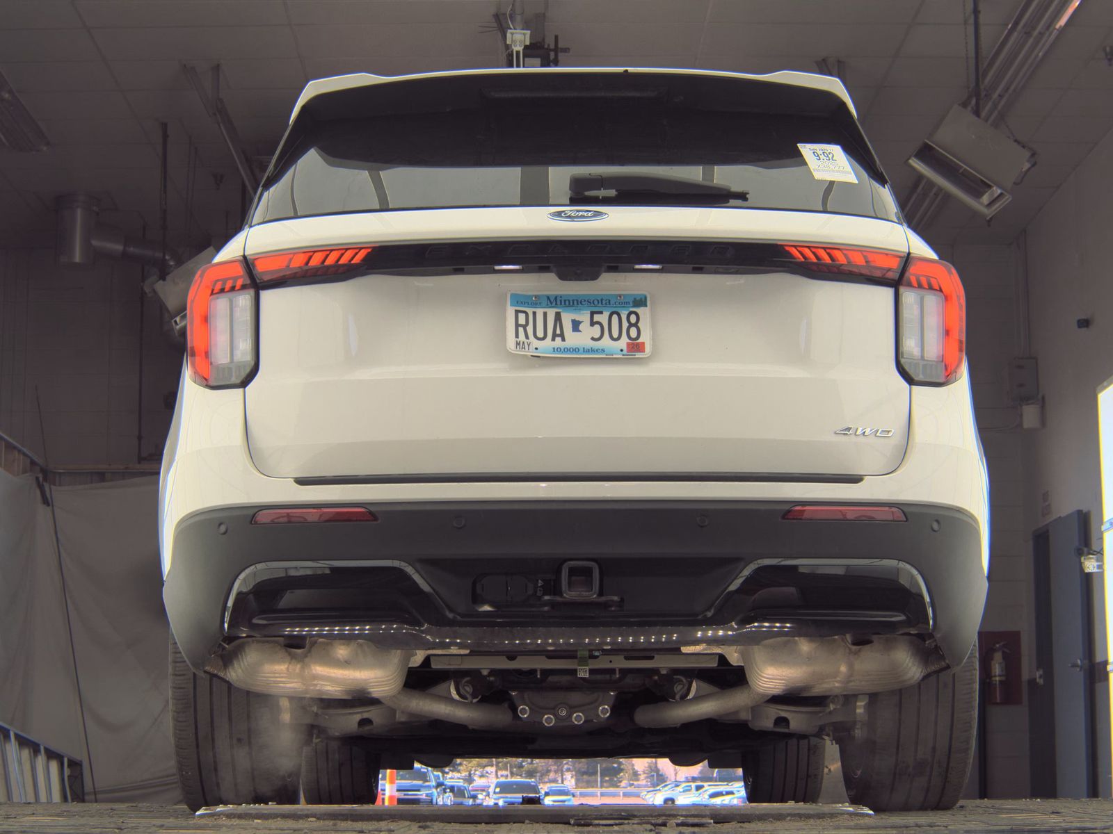 FORD EXPLORER - 8