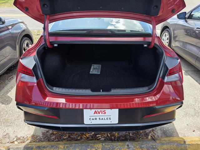 HYUNDAI SEL CONVENIENCE - 9