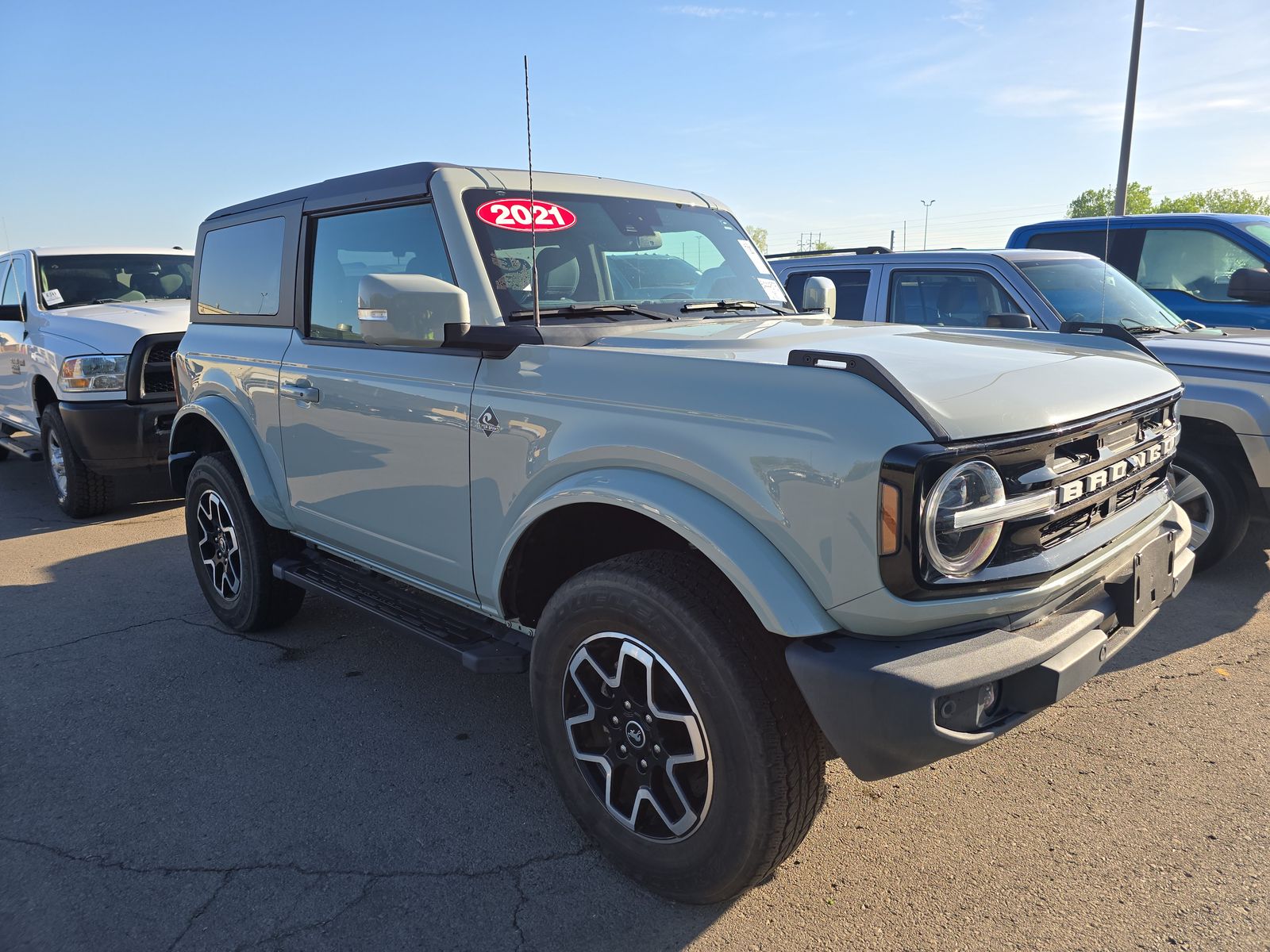 FORD BRONCO - 4