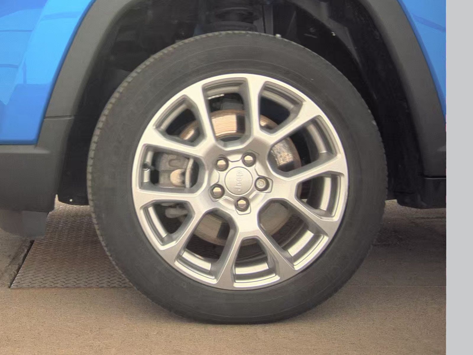 JEEP LATITU LUX - 10