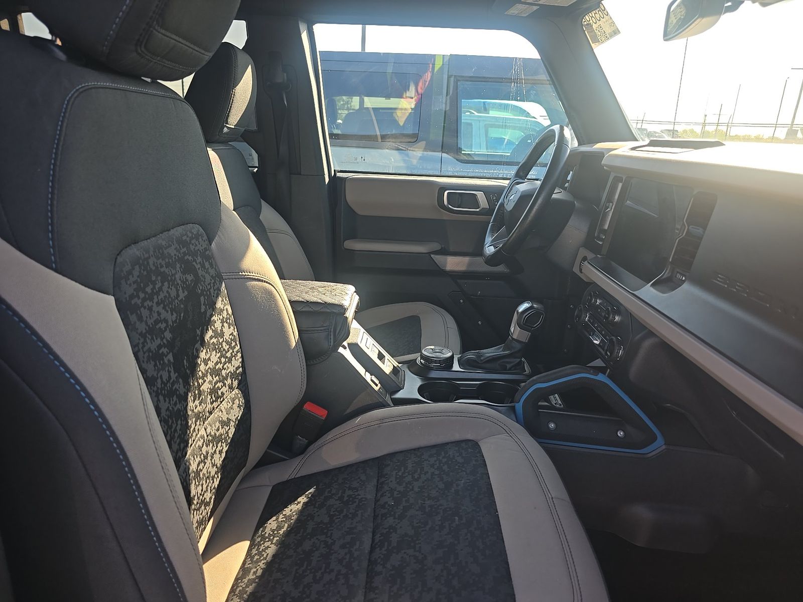 FORD BRONCO - 9