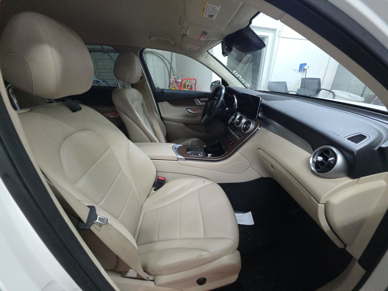 2022 Mercedes-Benz GLC GLC 300 RWD