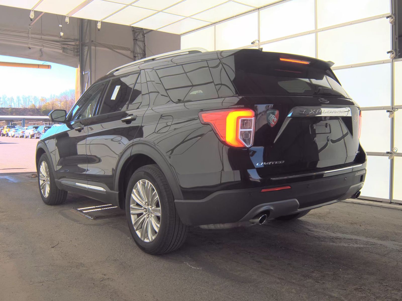 FORD EXPLORER - 9