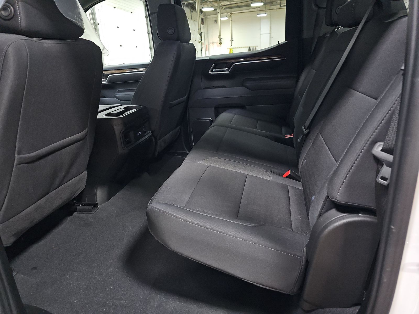 2025 Chevrolet Silverado 1500 RST AWD