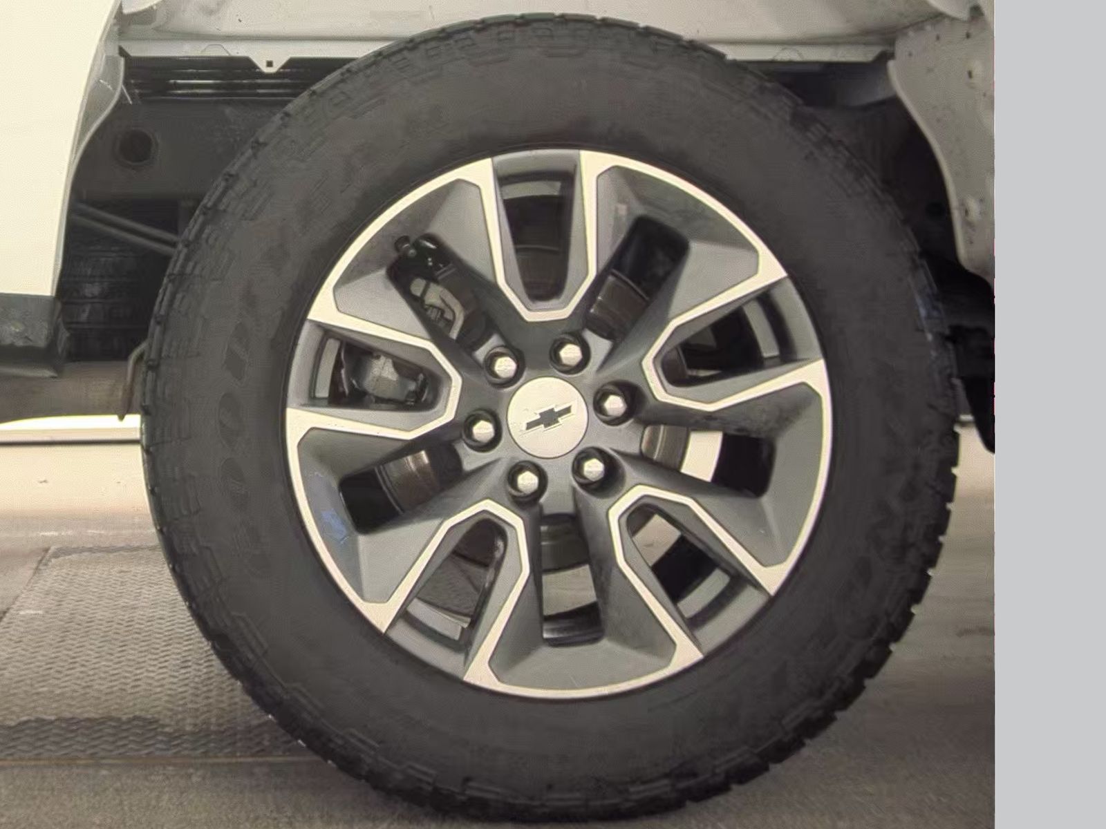 2025 Chevrolet Silverado 1500 RST AWD