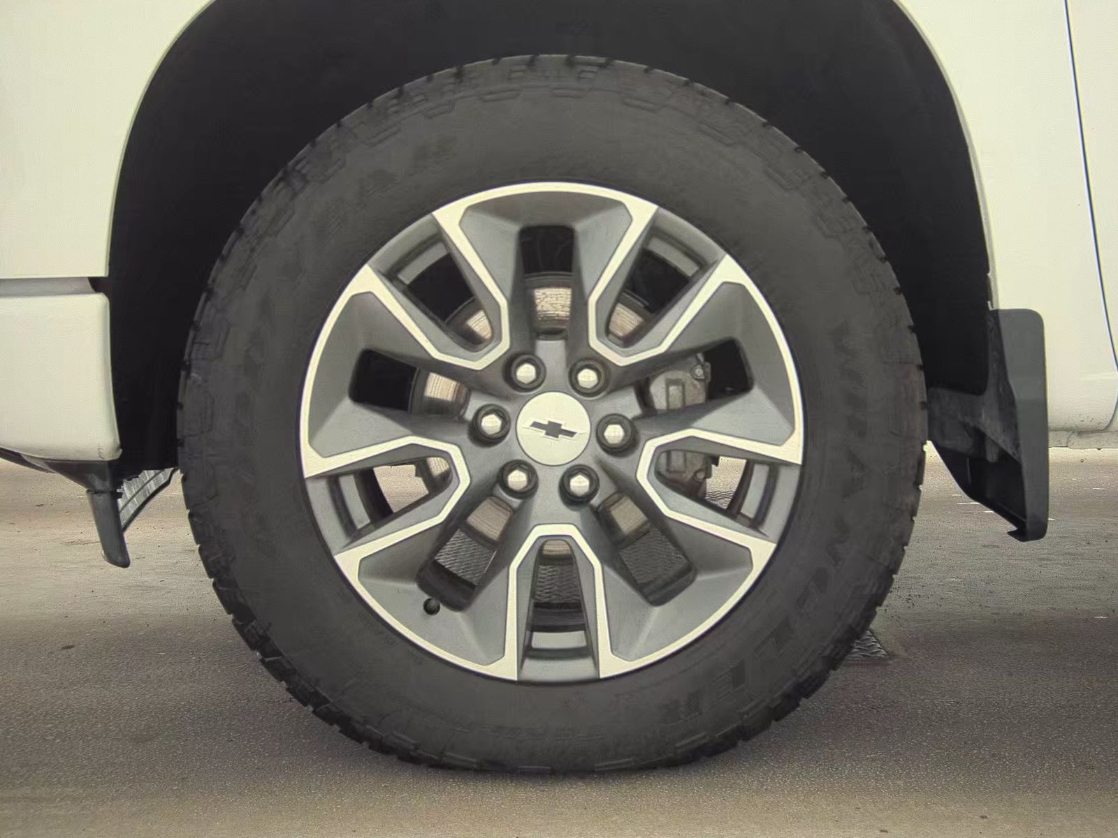 2025 Chevrolet Silverado 1500 RST AWD