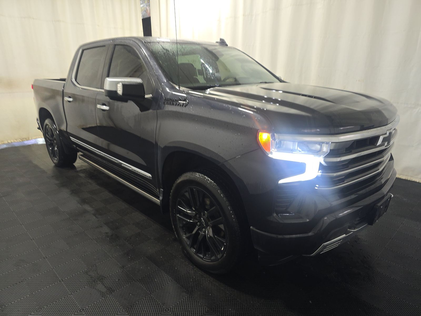 CHEVROLET HIGH COUNTRY - 4