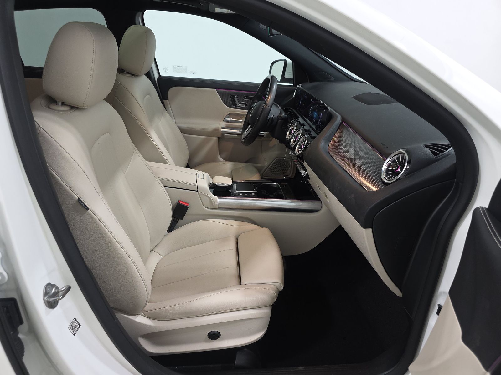 MERCEDES-BENZ GLA-CLASS - 9