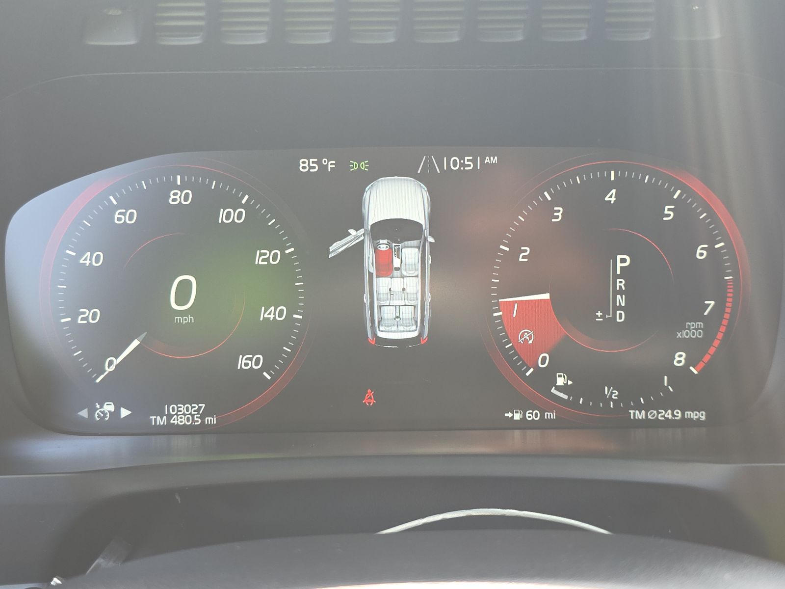 2017 Volvo XC90 T6 Momentum AWD
