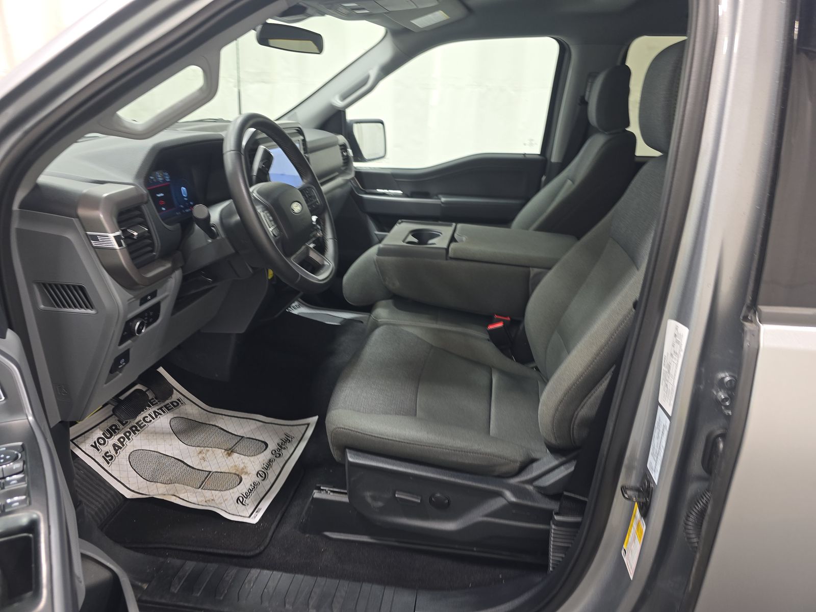 2025 Ford F-150 XLT AWD