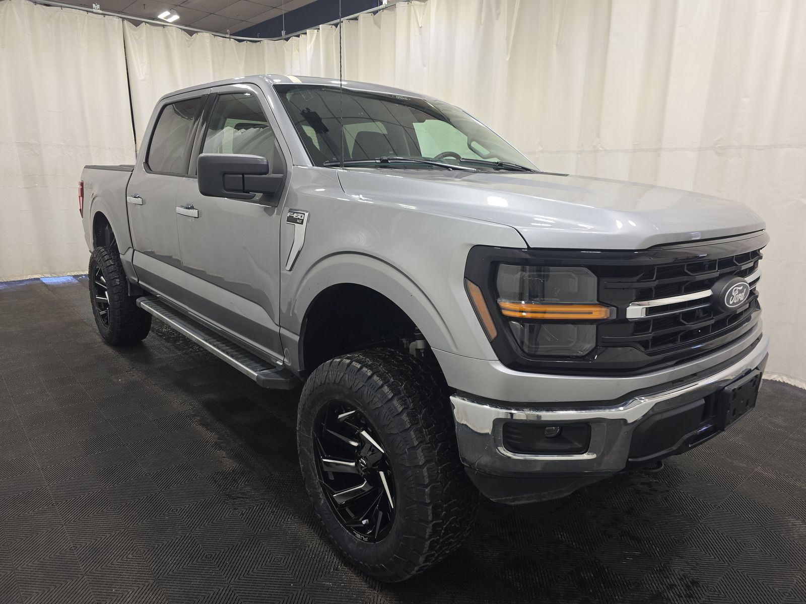 2025 Ford F-150 XLT AWD