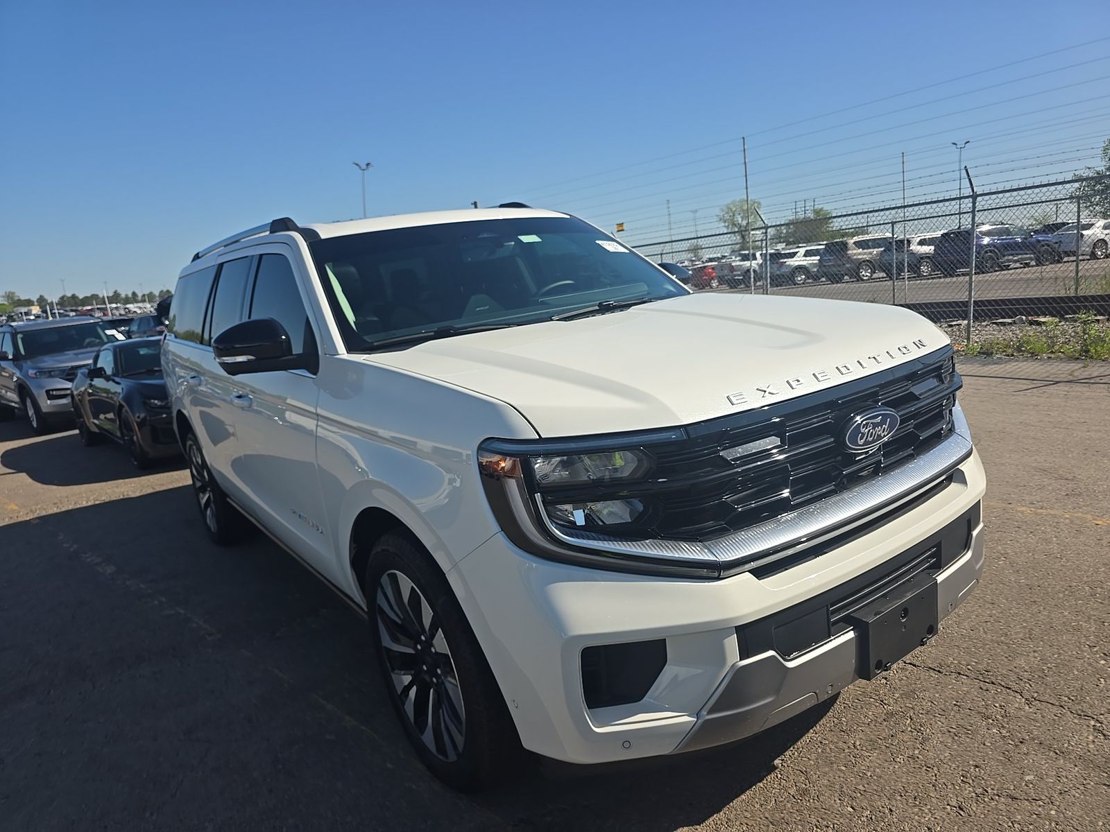 FORD EXPEDITION MAX - 4