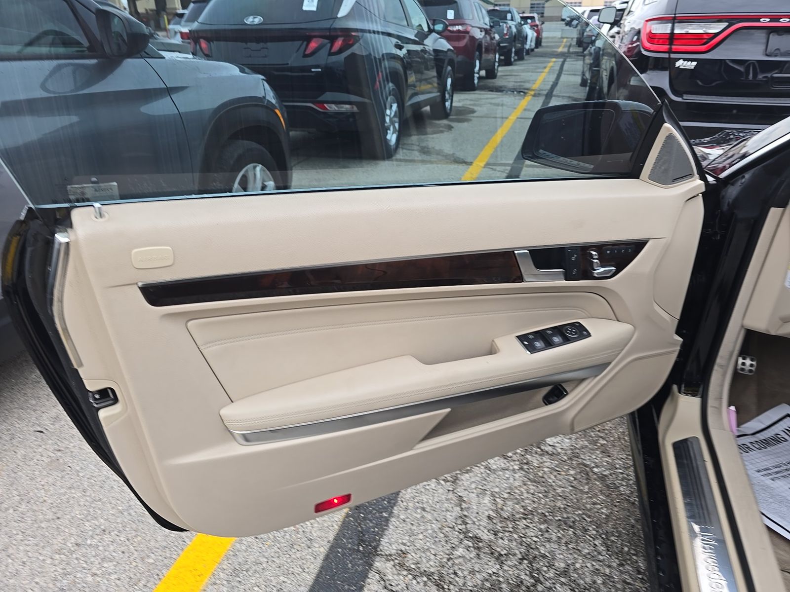 MERCEDES-BENZ E-CLASS - 10