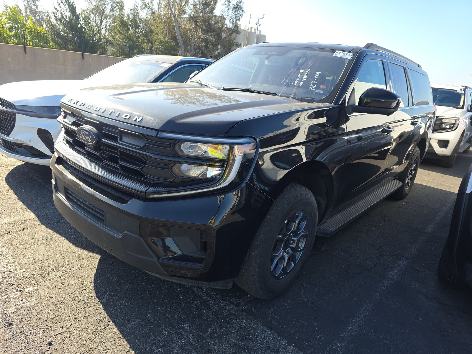 FORD EXPEDITION MAX - 1