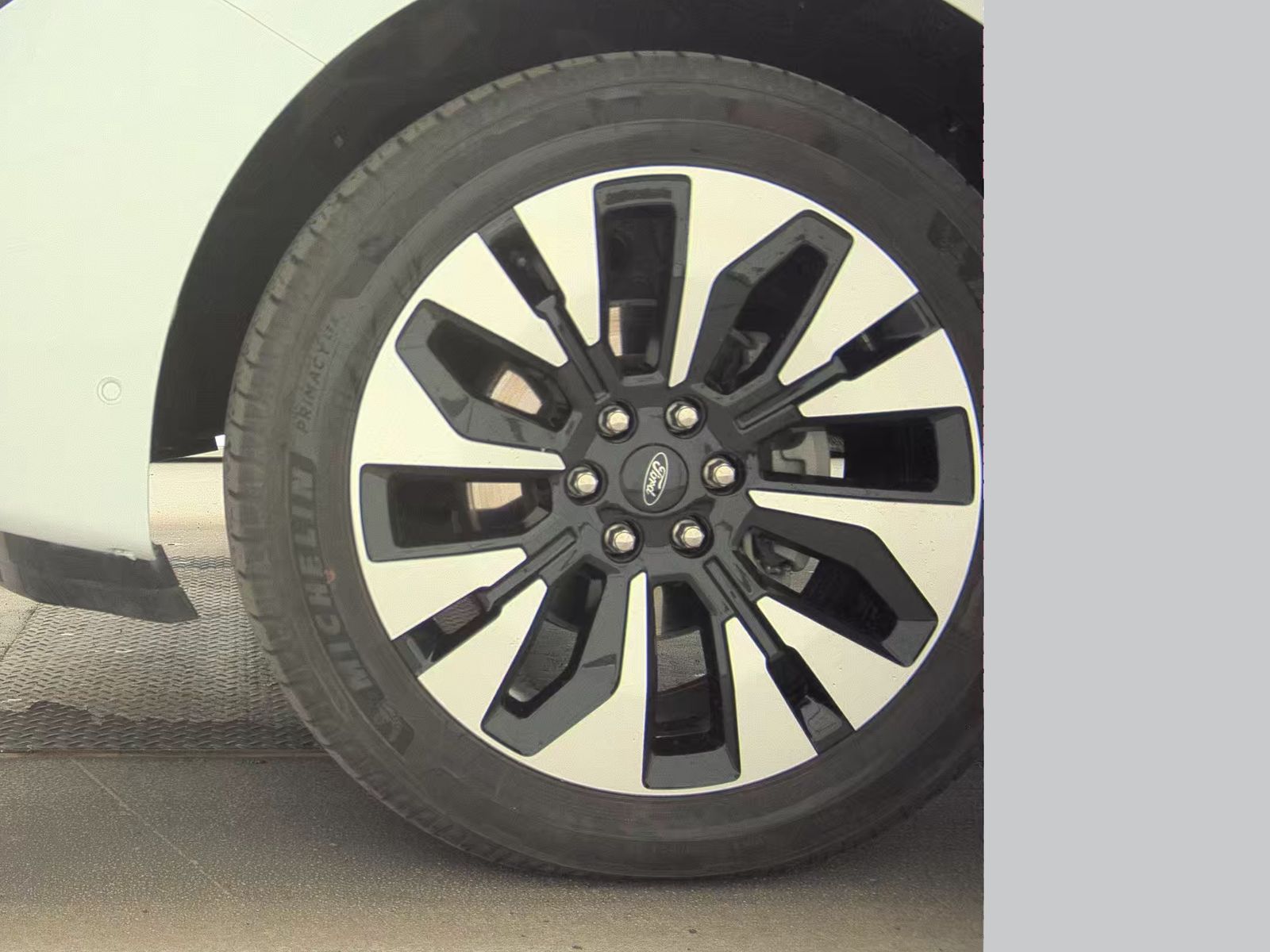 FORD EXPEDITION MAX - 10