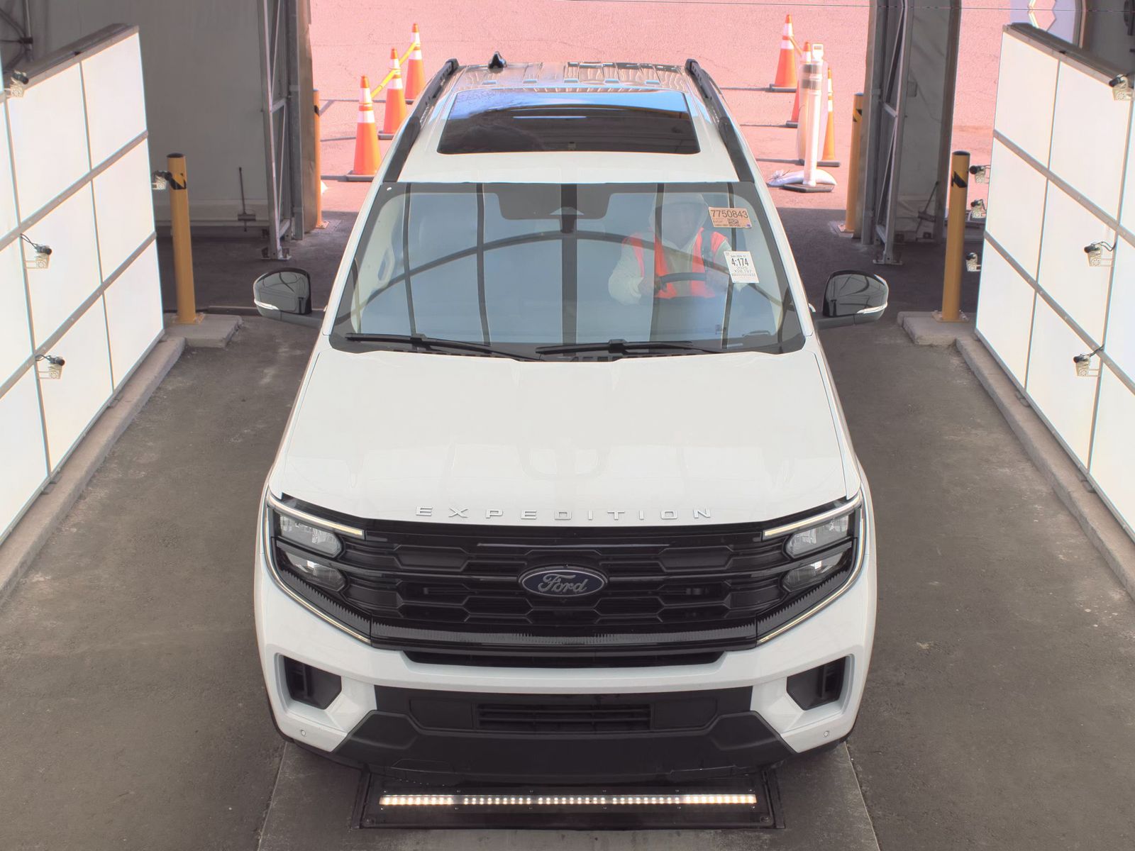 FORD EXPEDITION - 3