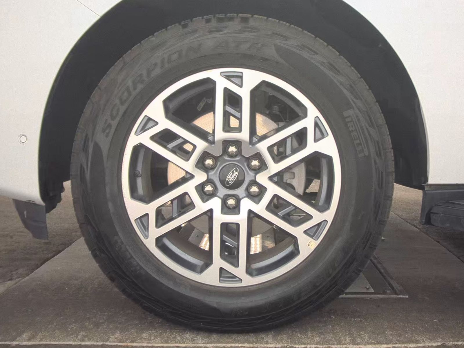 FORD EXPEDITION - 10