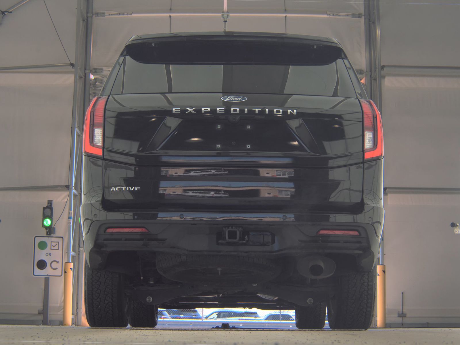 FORD EXPEDITION - 8