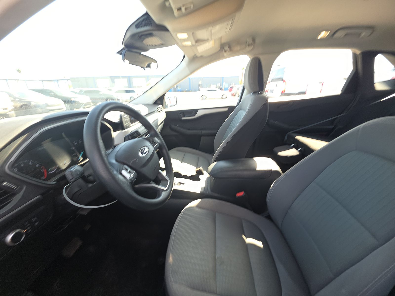 FORD ESCAPE - 8