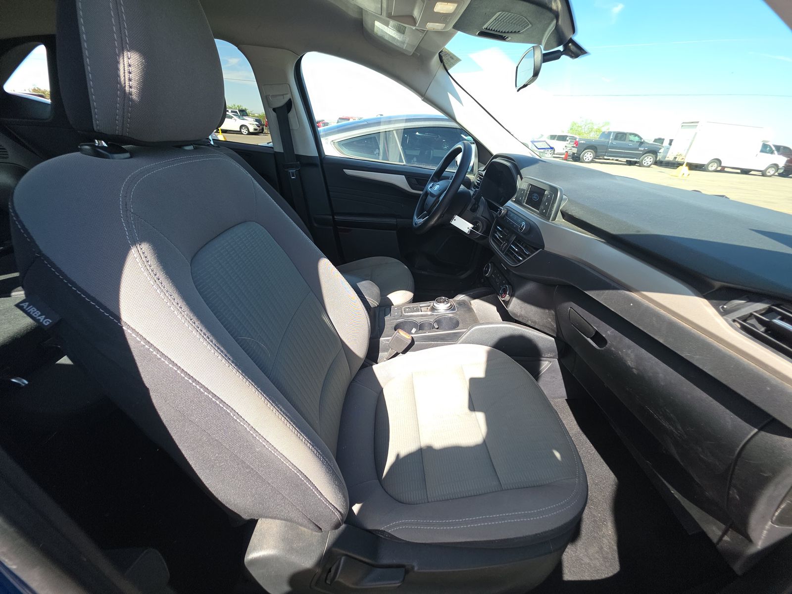 FORD ESCAPE - 9