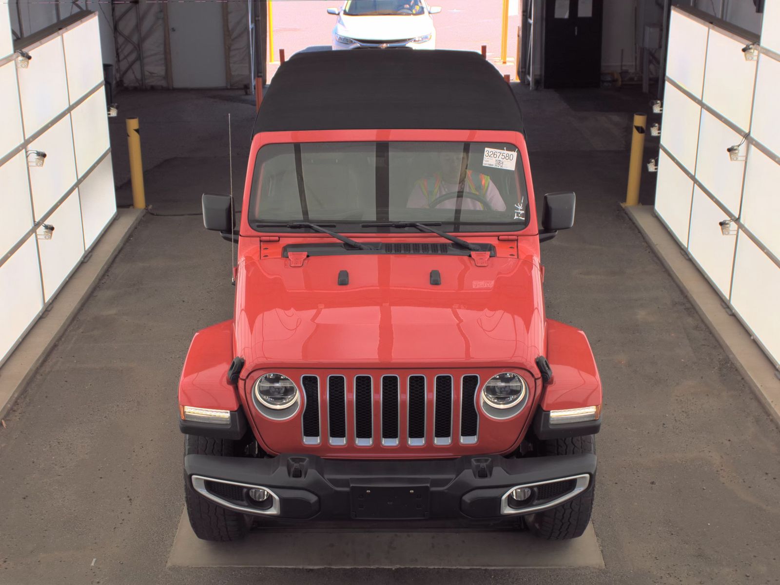 JEEP UNLIMITED SAHARA - 3