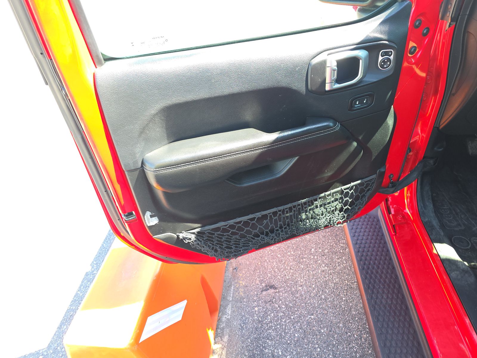 JEEP UNLIMITED SAHARA - 10