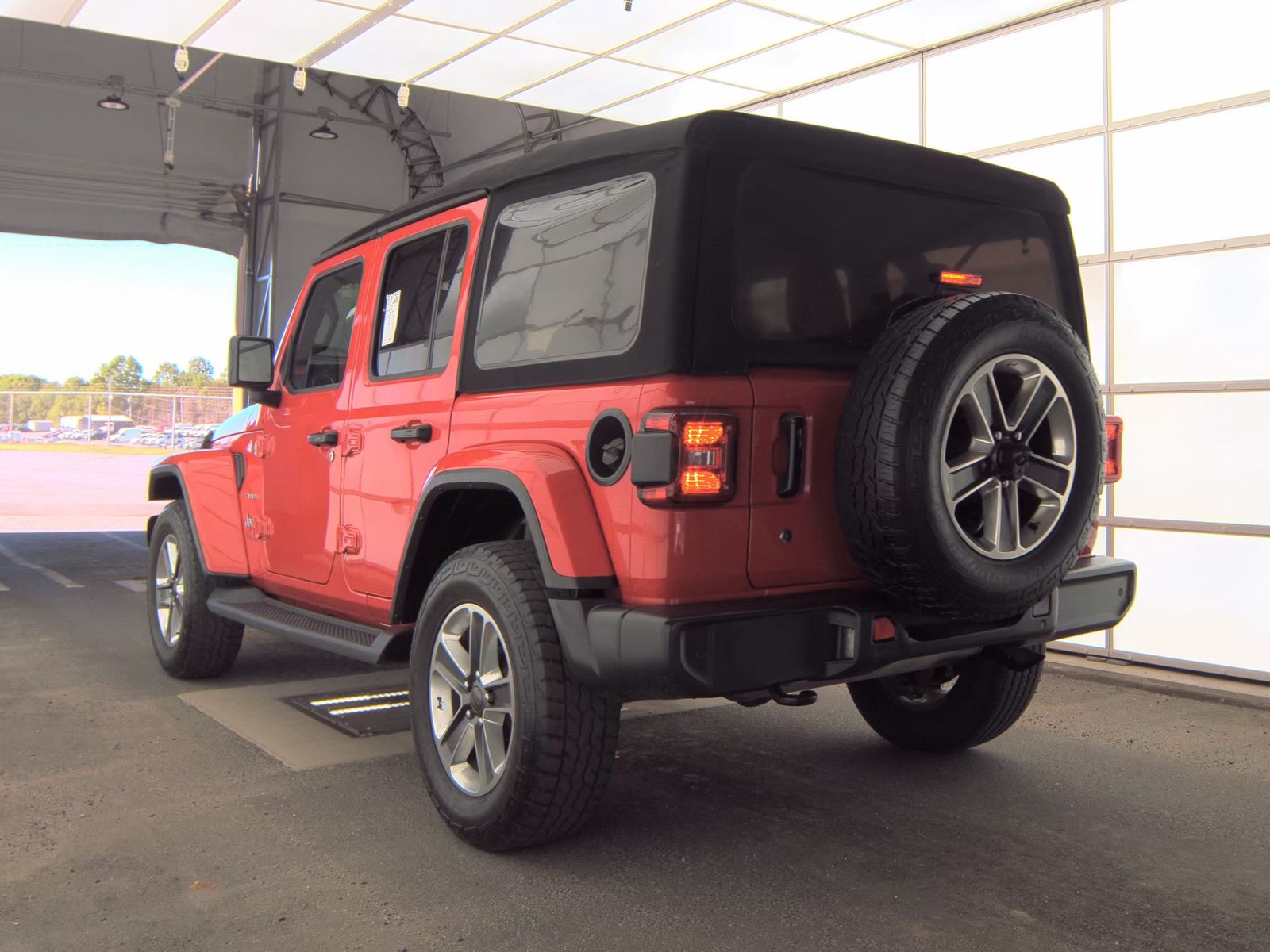 JEEP UNLIMITED SAHARA - 7