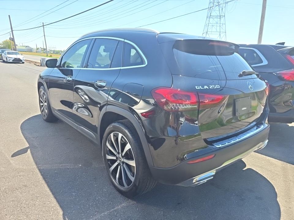 MERCEDES-BENZ GLA-CLASS - 7