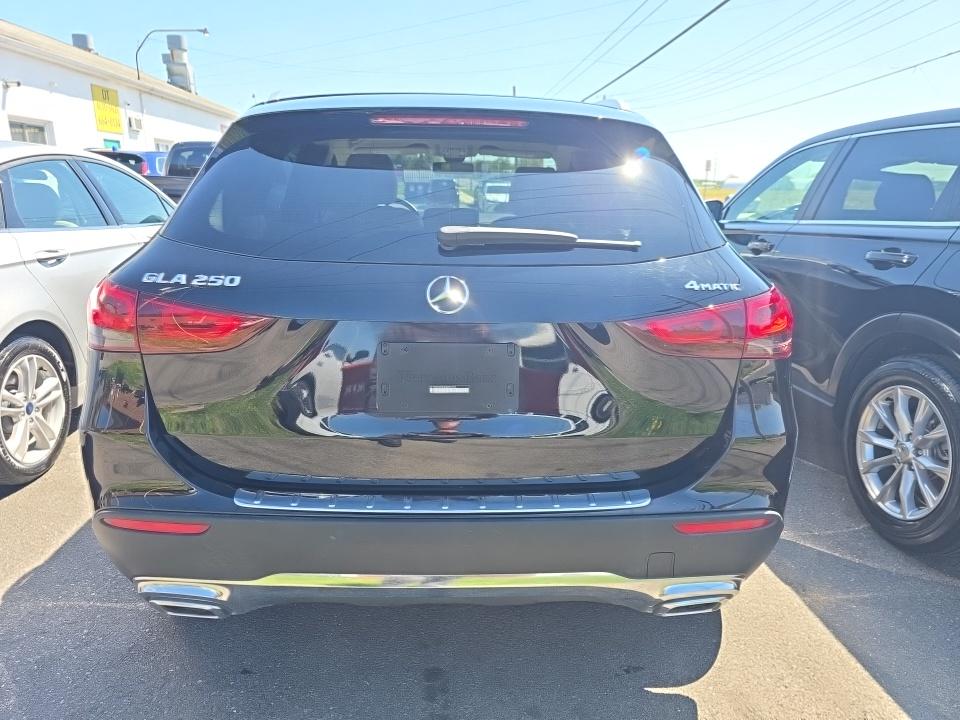 MERCEDES-BENZ GLA-CLASS - 6