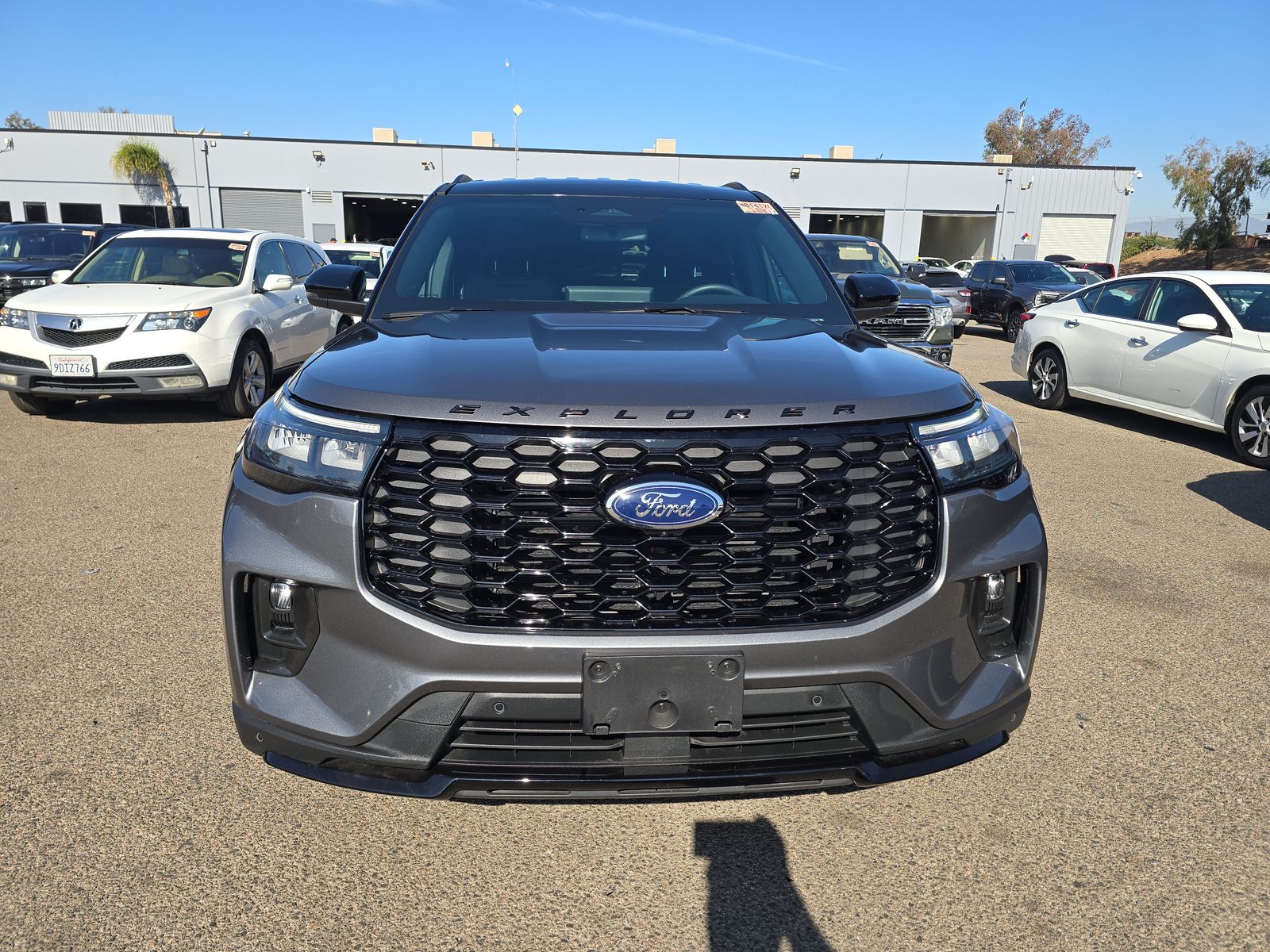 FORD EXPLORER - 3