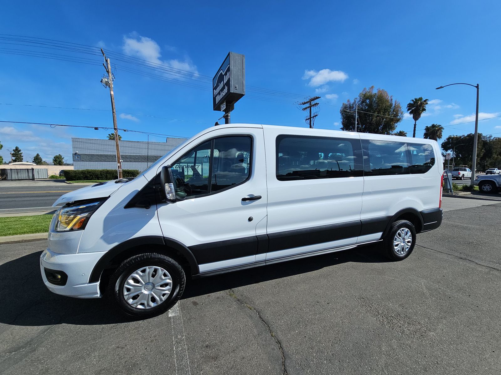 FORD TRANSIT 350 - 1