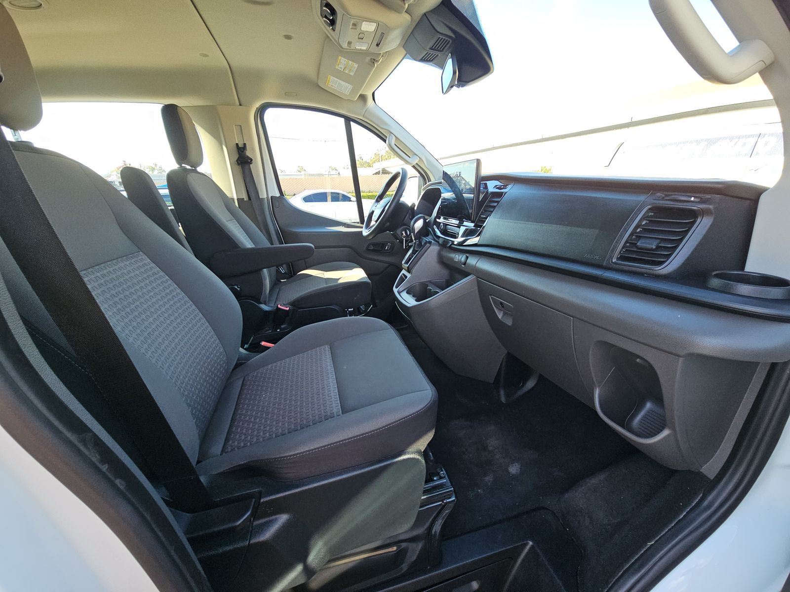 FORD TRANSIT 350 - 9