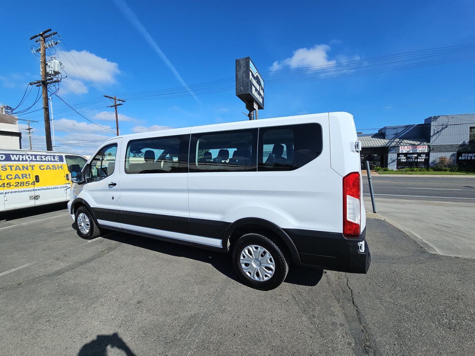 FORD TRANSIT 350 - 7