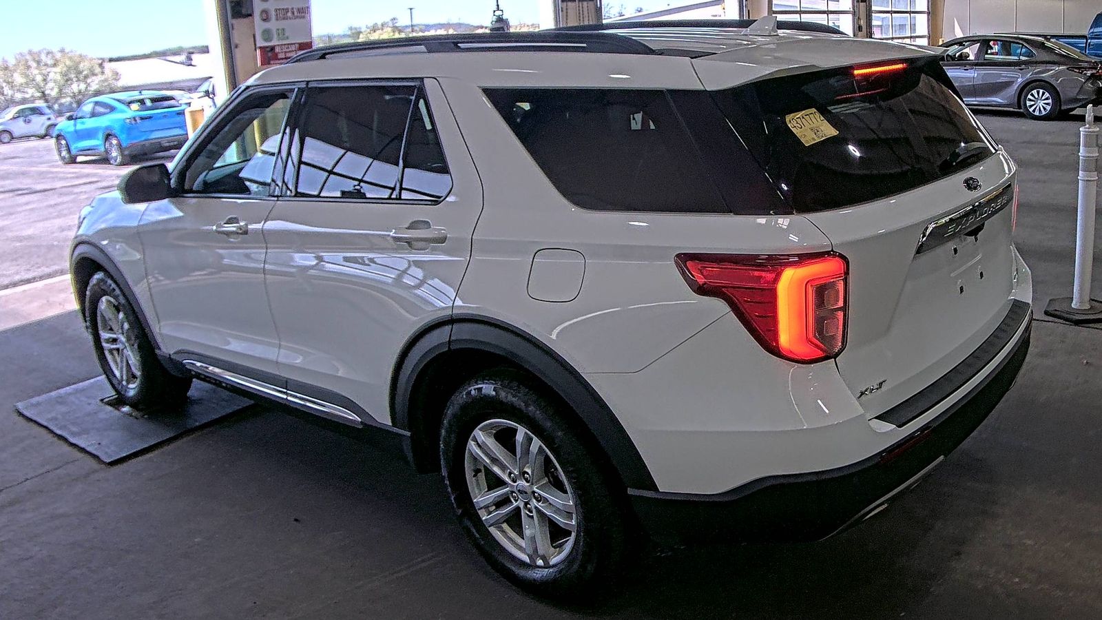 2022 Ford Explorer XLT AWD