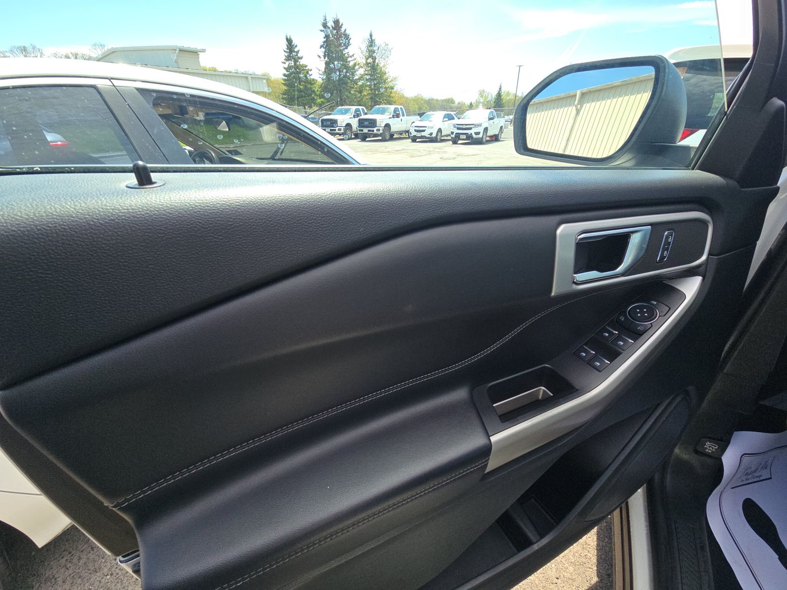 2022 Ford Explorer XLT AWD