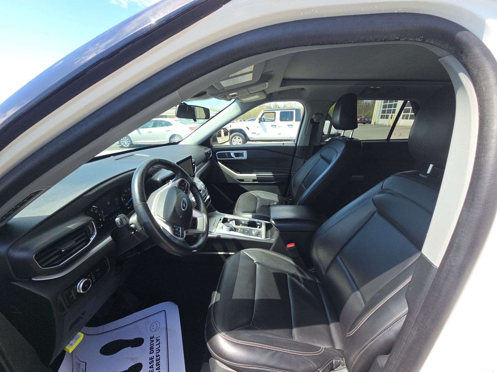 2022 Ford Explorer XLT AWD