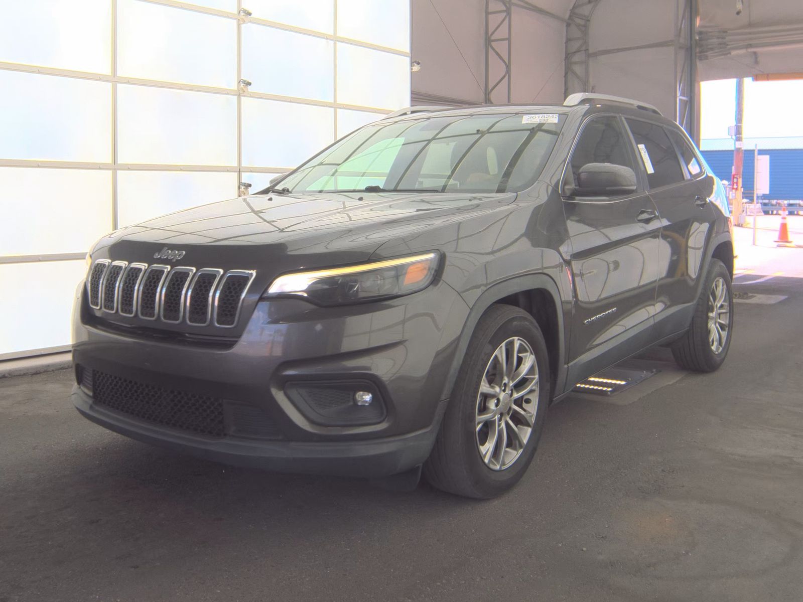 JEEP LATITUDE + - 1