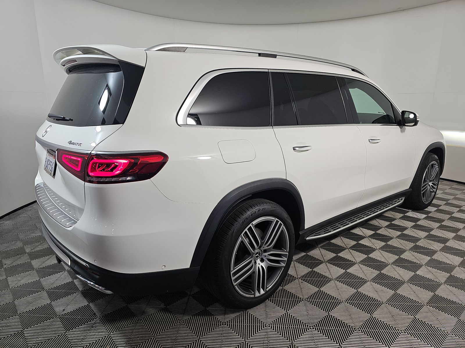 MERCEDES-BENZ GLS - 5