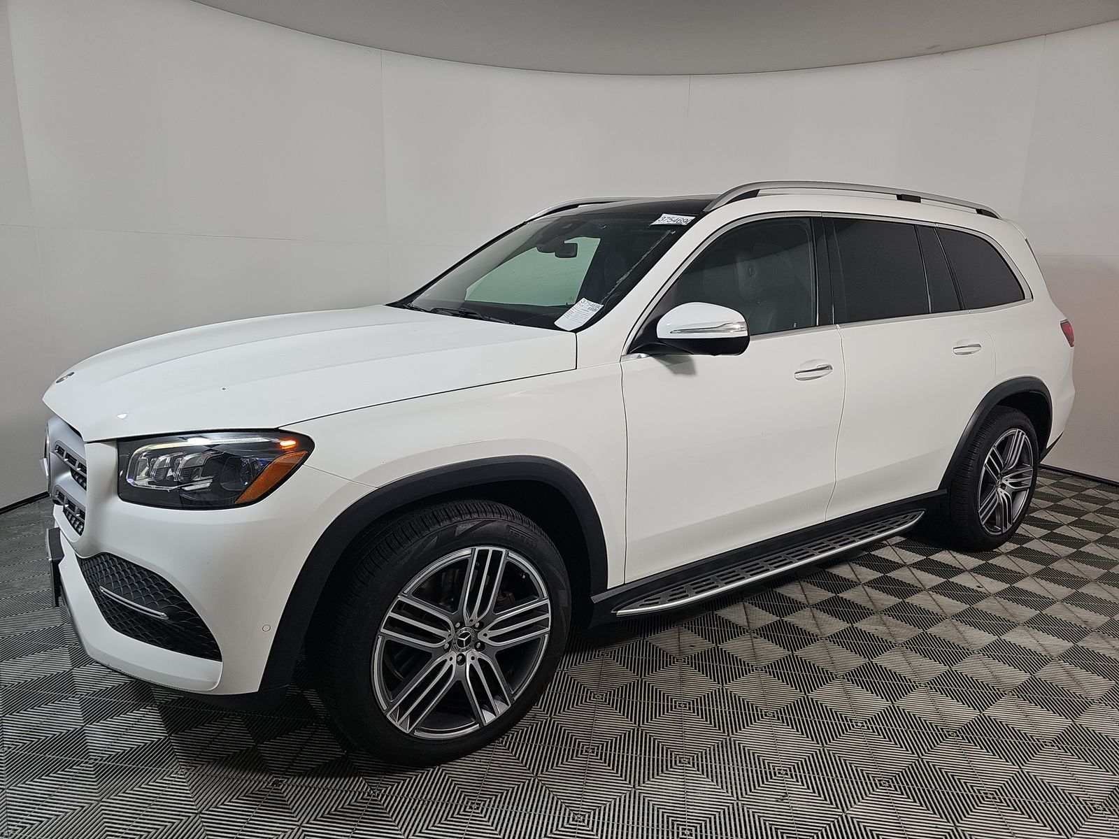 MERCEDES-BENZ GLS - 1