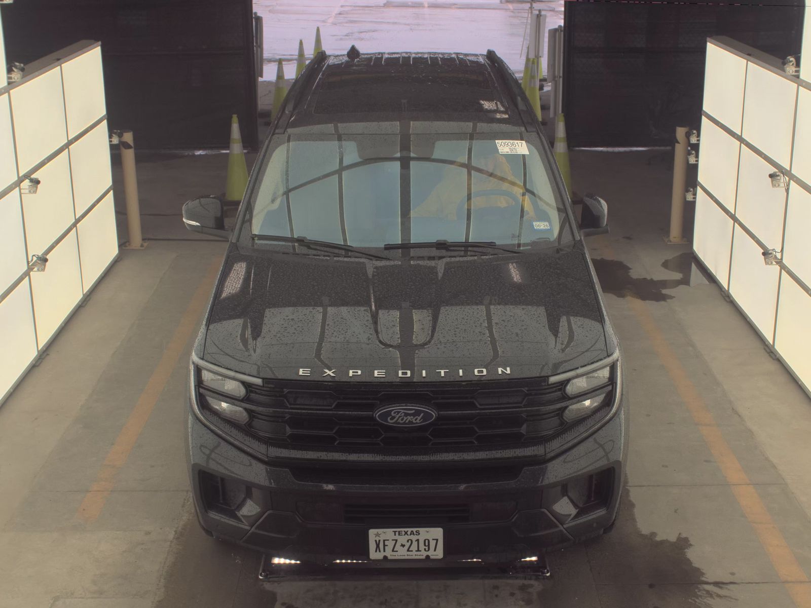 FORD EXPEDITION - 3